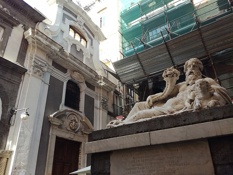 800px-Chiesa_di_Santa_Maria_Assunta_dei_Pignatelli_Napoli