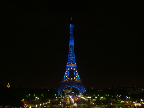 Eiffel-tower-2008-e1650992327307